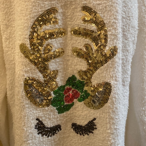 NWT! Fashion by Mirabeau Sequined Reindeer Sweater - Picture 3 of 9